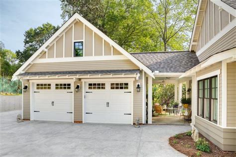 detached garage with breezeway pictures